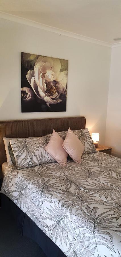 Bargara Motor Inn - Pet Friendly Eksteriør billede
